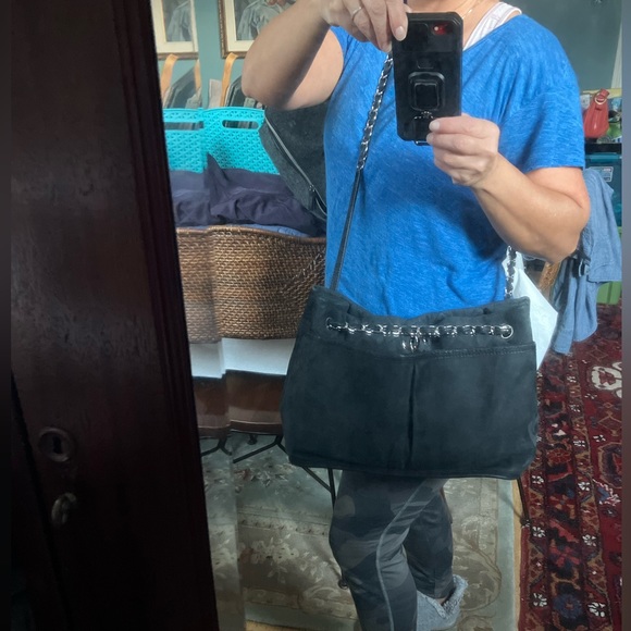 Gone! ❤️🌟Beautiful, Authentic CHANEL Bag!🌟 - Picture 12 of 15